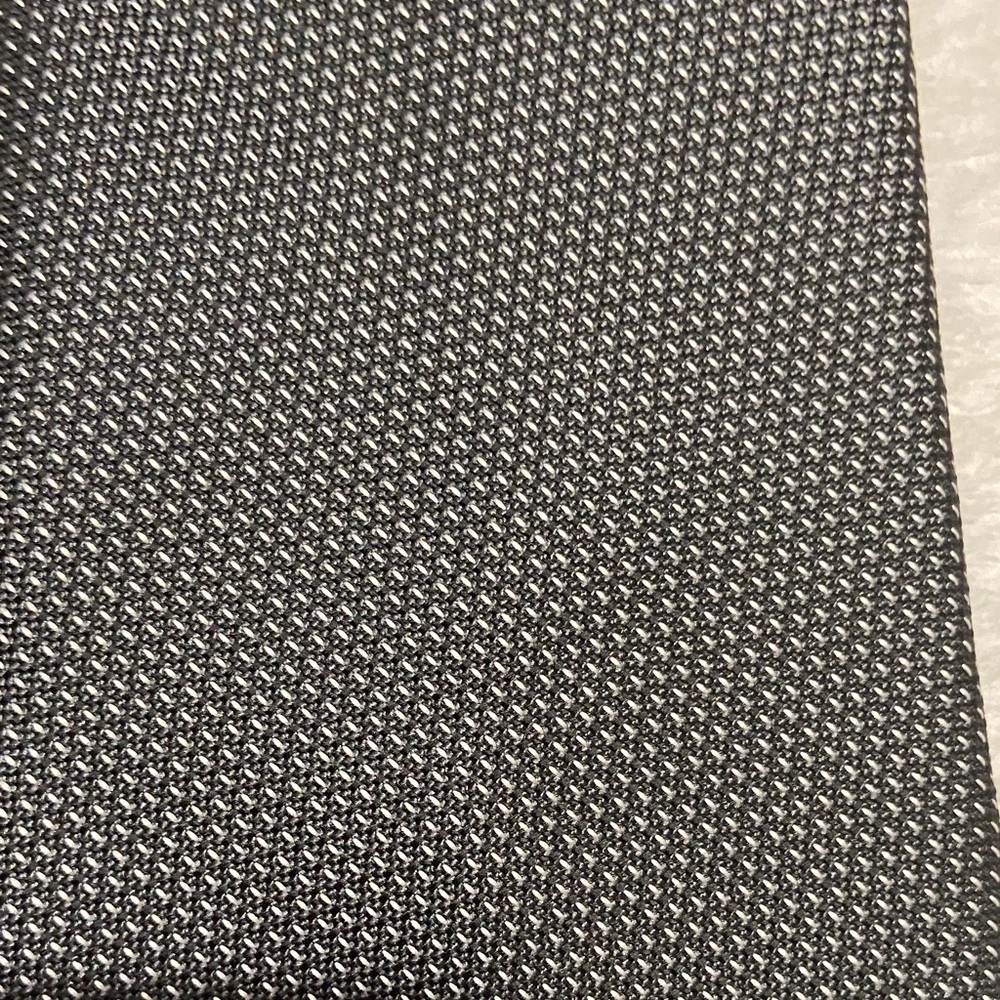 Perry Ellis Portfolio Black and Gray Micro-Textured Men's Tie - Picture 4 of 5
